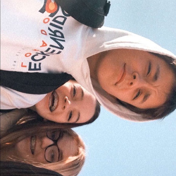 Meet your Posher, Madelyn - Picture 1 of 1